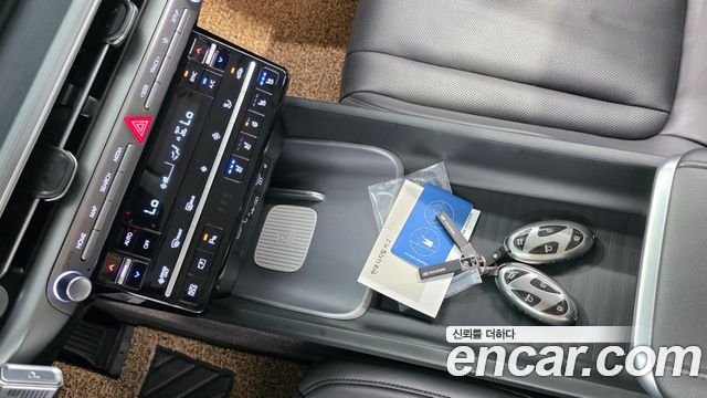 Hyundai Grandeur Hybrid (GN7) Premium 2023 — фото 18