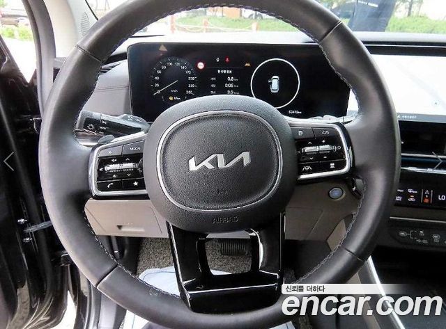 Kia Carnival (IV) Gasoline 7-Seater Signature 2025 — фото 9