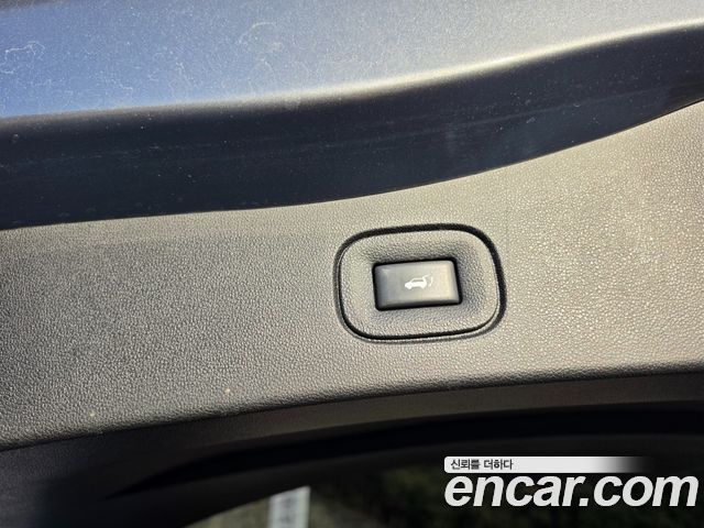 Renault Korea QM6 2.0 LPe RE Signature 2WD 2021 — фото 10