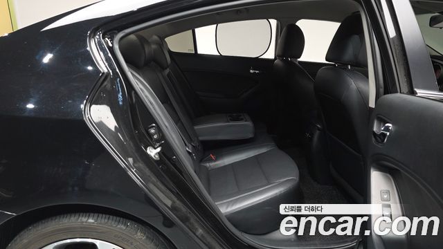 Kia K3 Noblesse 2015 — фото 11