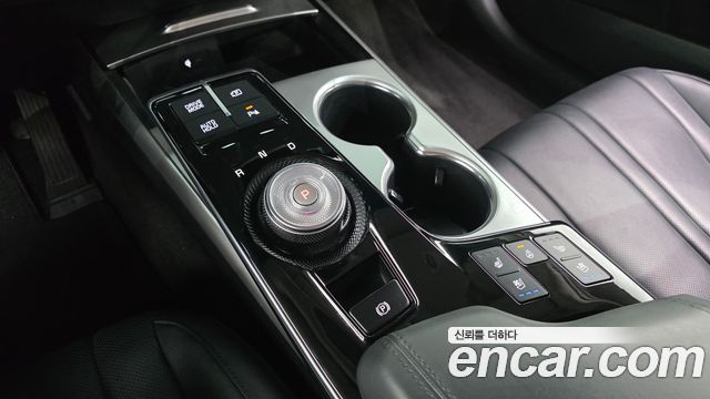 Kia K8 2.5 Gasoline 2WD Noblesse 2023 — фото 9