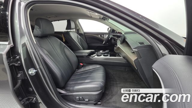 Kia K8 2.5 Gasoline 2WD Noblesse 2023 — фото 16