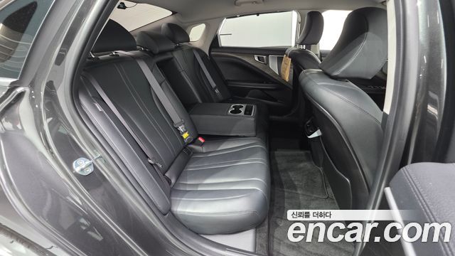 Kia K8 2.5 Gasoline 2WD Noblesse 2023 — фото 19