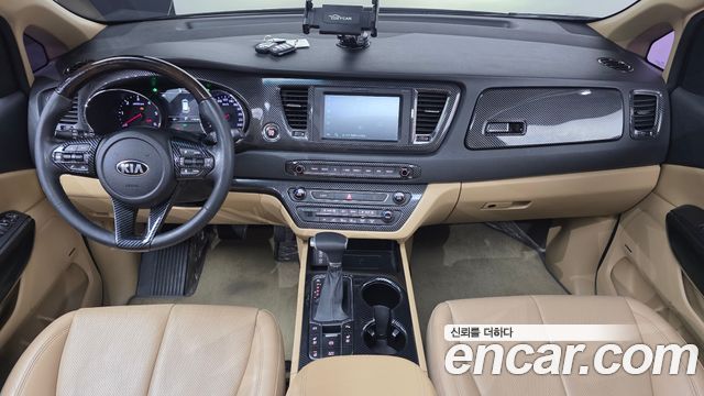 Kia Carnival 9-Seater Noblesse Special 2020 — фото 7
