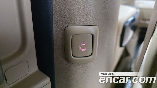 Kia Carnival 9-Seater Noblesse Special 2020 — фото 21