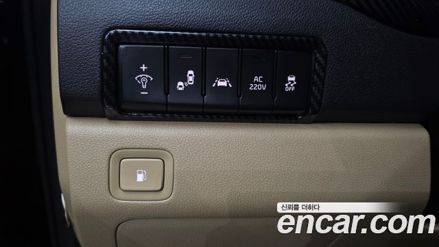 Kia Carnival 9-Seater Noblesse Special 2020 — фото 33