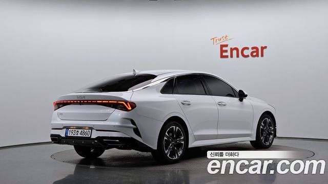 Kia K5 (III) 2.0 Prestige 2023 — фото 2
