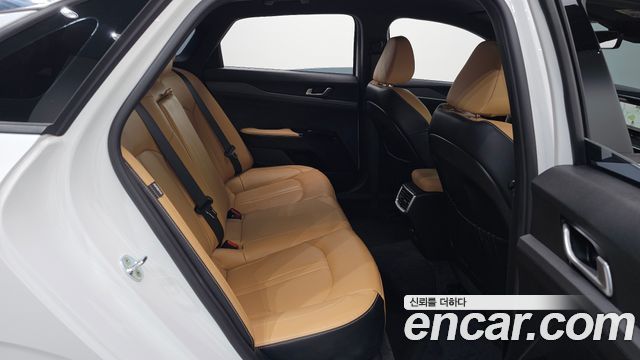 Kia K5 (III) 2.0 Prestige 2023 — фото 12