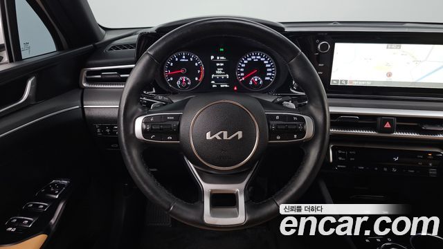 Kia K5 (III) 2.0 Prestige 2023 — фото 13