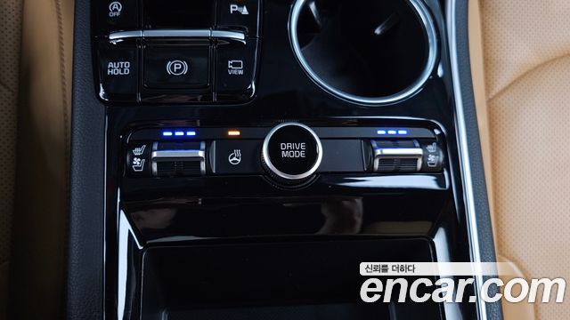 Kia K5 (III) 2.0 Prestige 2023 — фото 18