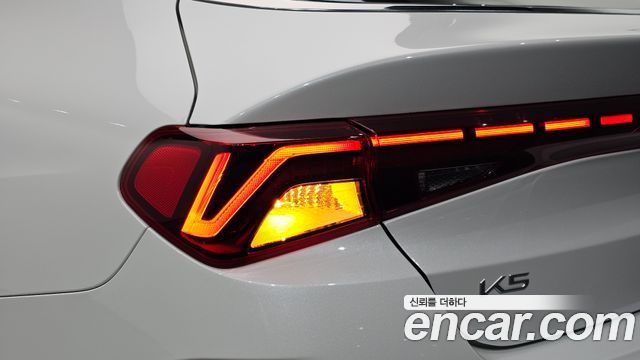 Kia K5 (III) 2.0 Prestige 2023 — фото 23