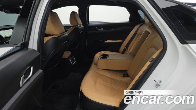 Kia K5 (III) 2.0 Prestige 2023 — фото 26