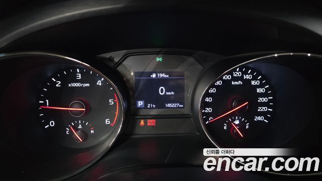 Kia Carnival 9-Seater Luxury 2019 — фото 8