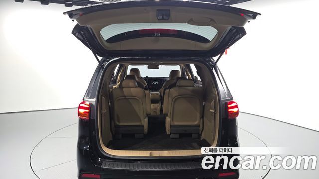 Kia Carnival 9-Seater Luxury 2019 — фото 20