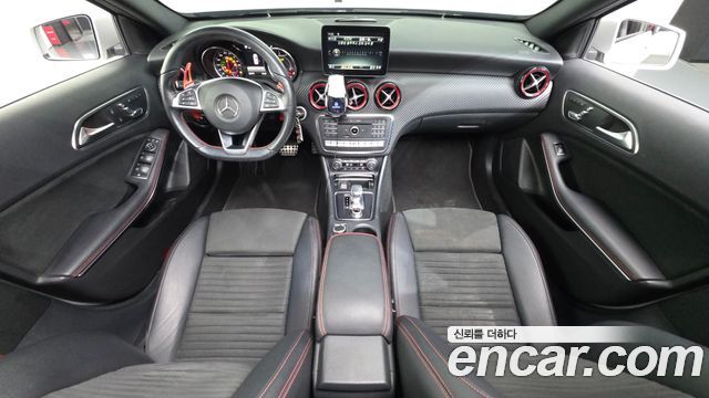 Mercedes-Benz A-Class (W176) A45 AMG 4MATIC 2017 — фото 7