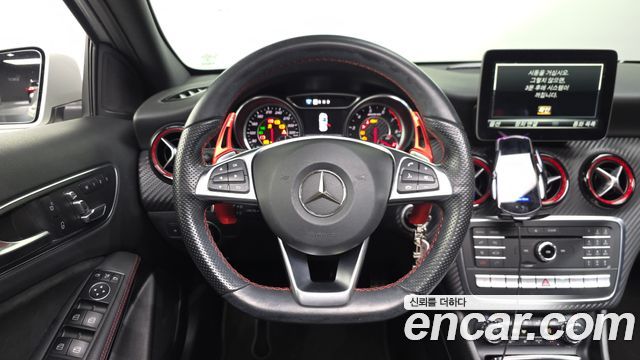 Mercedes-Benz A-Class (W176) A45 AMG 4MATIC 2017 — фото 13