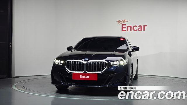 BMW 5 Series (G60) 530e M Sport 2025 — фото 3