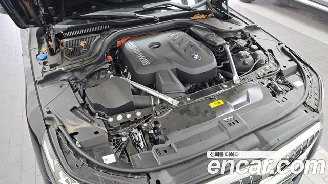BMW 5 Series (G60) 530e M Sport 2025 — фото 6