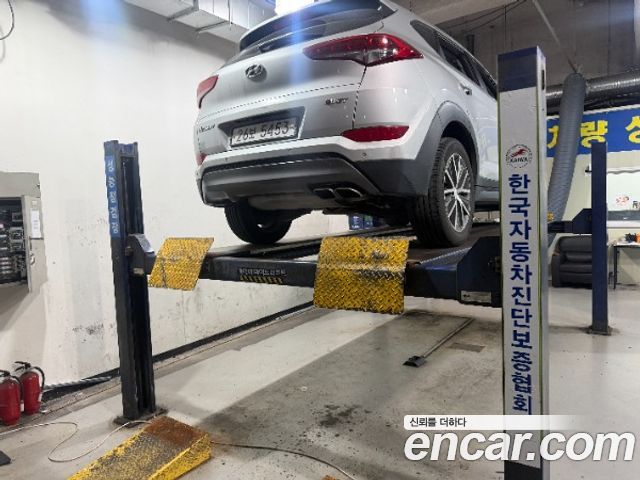 Hyundai Tucson Diesel 2.0 2WD Premium 2016 — фото 2