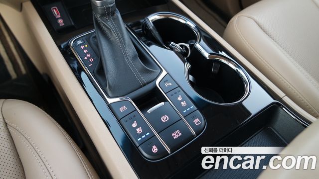 Kia Carnival 7-Seater Limousine President 2019 — фото 9