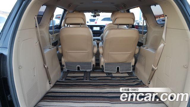 Kia Carnival 7-Seater Limousine President 2019 — фото 21