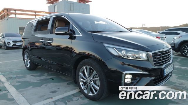Kia Carnival 7-Seater Limousine President 2019 — фото 24