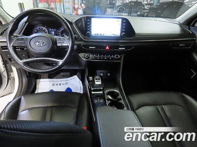Hyundai Sonata (DN8) 2.0 LPG(rental car) Smart 2020 — фото 10