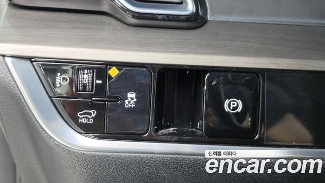 Kia Sportage (V) Diesel 2.0 2WD Signature 2022 — фото 12