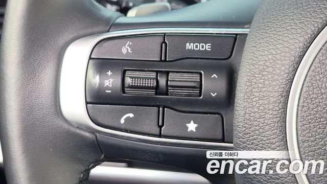 Kia Sportage (V) Diesel 2.0 2WD Signature 2022 — фото 14