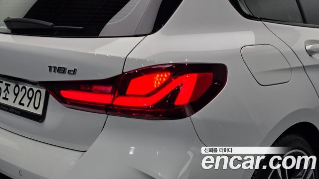 BMW 1 Series (F40) 118d M Sport 2021 — фото 23