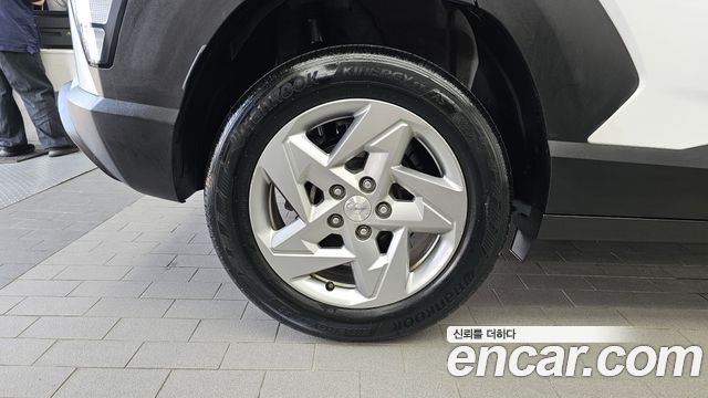 Hyundai Kona (SX2) Gasoline 1.6 Turbo 2WD Modern 2023 — фото 5