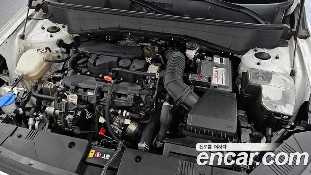 Hyundai Kona (SX2) Gasoline 1.6 Turbo 2WD Modern 2023 — фото 6