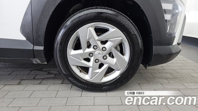 Hyundai Kona (SX2) Gasoline 1.6 Turbo 2WD Modern 2023 — фото 21