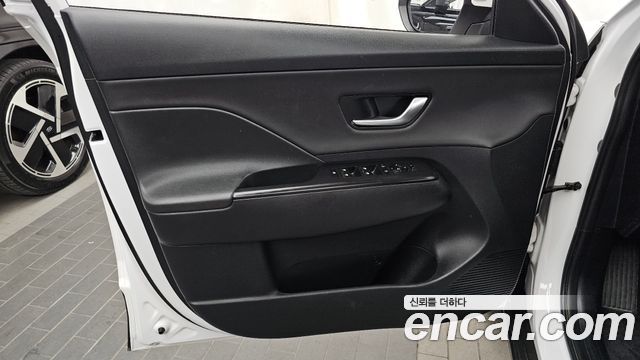 Hyundai Kona (SX2) Gasoline 1.6 Turbo 2WD Modern 2023 — фото 24
