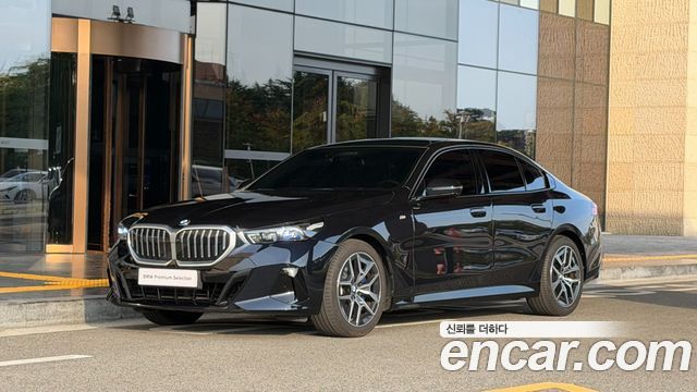 BMW 5 Series (G60) 520i M Sport