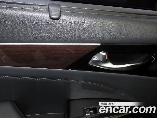 Kia K7 Hybrid Prestige 2017 — фото 19