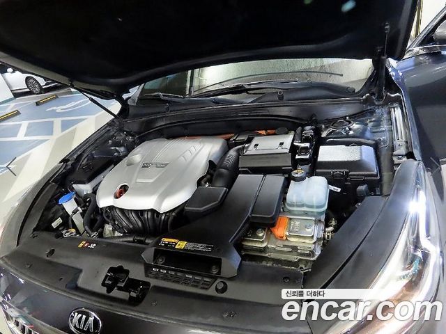 Kia K7 Hybrid Prestige 2017 — фото 23