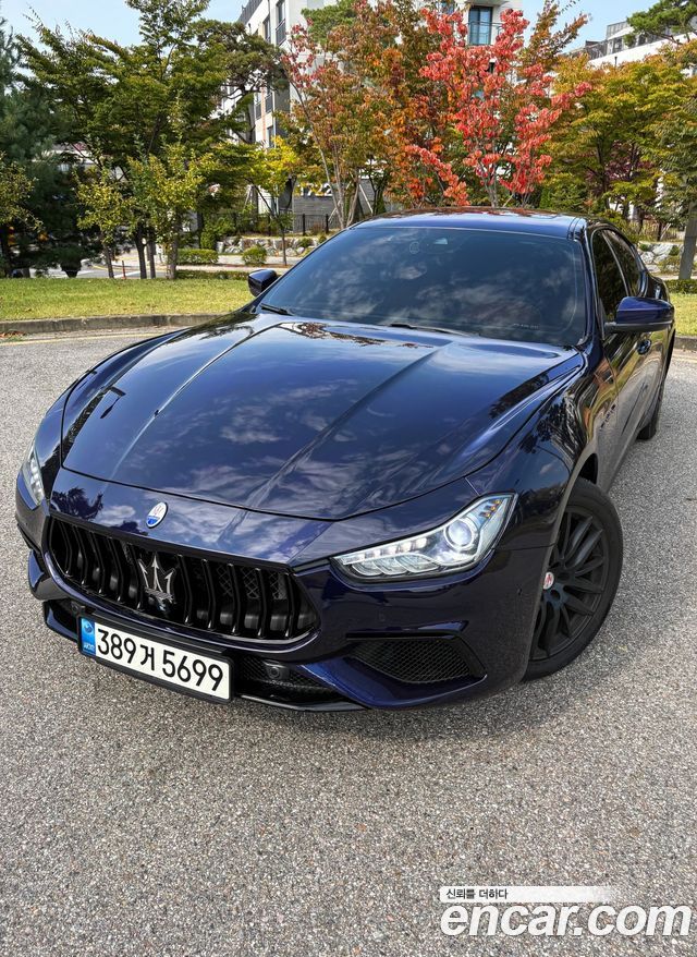 Maserati Ghibli 3.0 Diesel GranLusso 3rd 2017 — фото 2