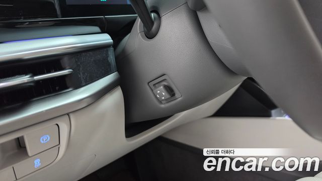 Hyundai Grandeur (GN7) 2,5 Gasoline 2WD Exclusive 2026 — фото 35