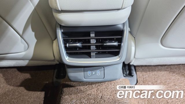 Hyundai Grandeur (GN7) 2,5 Gasoline 2WD Exclusive 2026 — фото 46