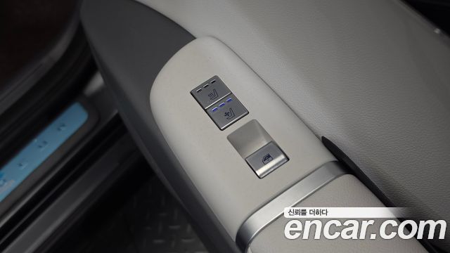 Hyundai Grandeur (GN7) 2,5 Gasoline 2WD Exclusive 2026 — фото 48