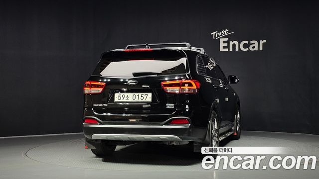 Kia Sorento Diesel 2.0 2WD Noblesse Special 2016 — фото 4