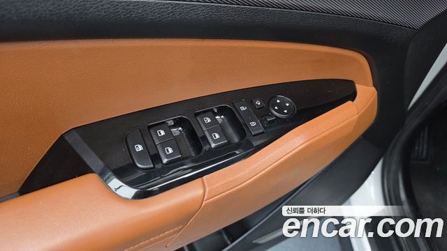 Kia Sportage (V) Gasoline 1.6 Turbo 2WD Nobleless 2022 — фото 19