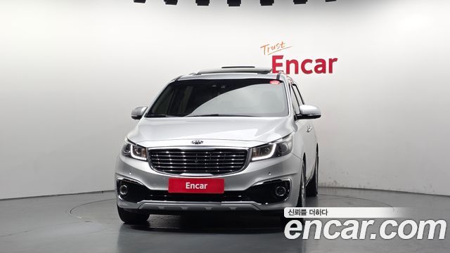 Kia Carnival 9-seater Noblesse 2016 — фото 3
