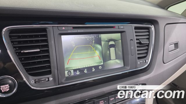 Kia Carnival 9-seater Noblesse 2016 — фото 15