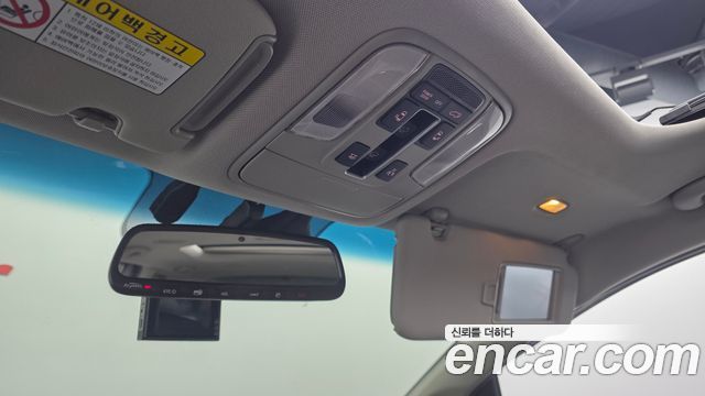 Kia Carnival 9-seater Noblesse 2016 — фото 27