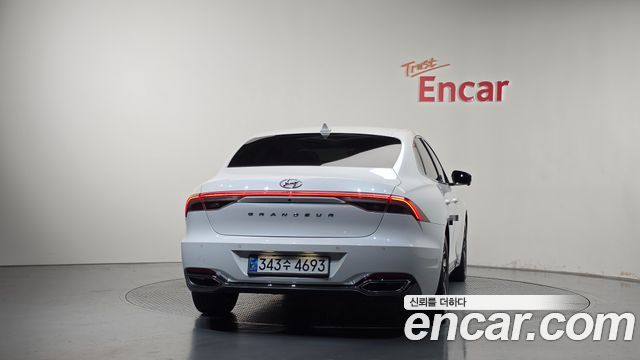 Hyundai Grandeur Hybrid (IG) Le Blanc 2022 — фото 4