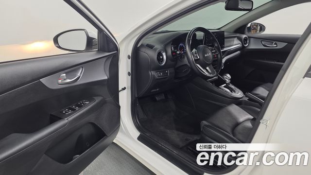 Kia K3 (II) 1.6 Prestige 2022 — фото 10
