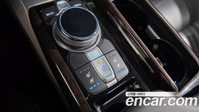 Genesis EQ900 3.8 GDI Luxury 2016 — фото 9