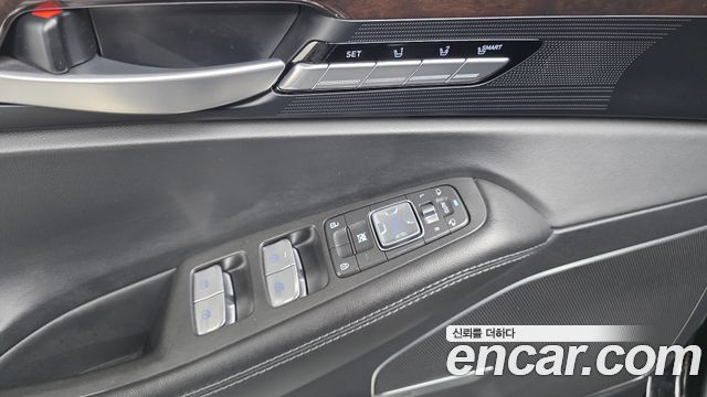 Genesis EQ900 3.8 GDI Luxury 2016 — фото 30
